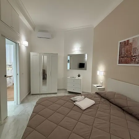 A Casa Di Giro *